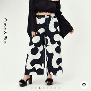 Cider black and white funky flower wide leg pant